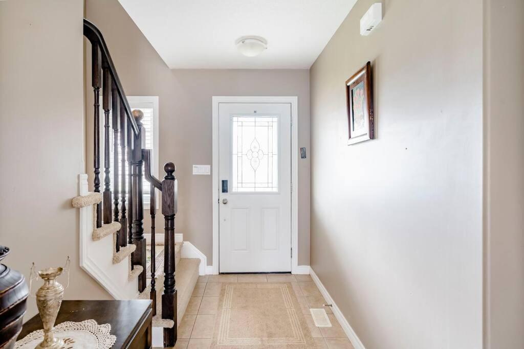 Nimo Homestay Guelph Kültér fotó